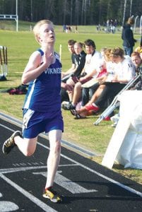 Kieran Scannell (left) finishing three seconds behind the leader in his event, and Losha Senty (above) represented the Cook County Vikings at Section 7A Finals. Losha was only one second behind the leaders.