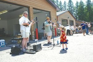 There was something for everyone at the 4th of July celebration in Tofte on Saturday. Little India Elverhoy of Minneapolis was a big fan of Bump and Friends.