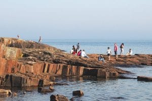 Photo by Bruce Johnson -  brucejohnsonphoto.com As temperatures climbed last week, people flocked to Lake Superior to cool off and enjoy the scenery.