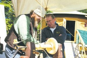 Traditional craft workshops and interesting classes take place during the Wooden Boat Show. One of the most interesting activities is lathe turning, which can be used to make anything from bowls to table legs.