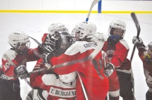 Cook County Mite 2 hockey had a great weekend at the Silver Bay Jamboree January 29-30. Dog pile! The Mites buried the goalie in celebration after the end of each game in the exciting jamboree.