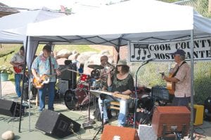 Adding to the festival’s ambiance was fabulous music by the popular local band Cook County’s Most Wanted.