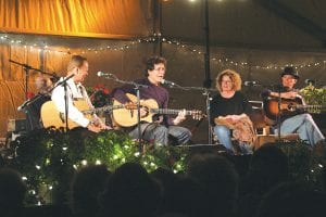 Jon Vezner continues to bring his amazingly talented friends to Unplugged. Jonathan Edwards, Jon Vezner, Mollie O’Brien and Rich Moore took the stage in the Nashville songwriter circle style. In the background is cellist Jeff Gilkenson, who has appeared with Vezner in the past.