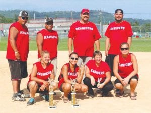 The energetic Seasiders team took home 3rd place honors. Some of the team members are pictured here (L-R, back) Roger “Poe” Deschampe, Howard Likiaksa, Rob Hackett, J.R. Blackwell. (L-R, front) Deb Owens, Haley Brickner, Stacey Spry, Jenny Spry. (Not pictured Cory Pederson, Joey Pederson, Riel Counselor.)