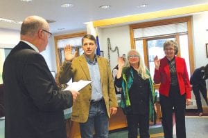 The Cook County Board of Commissioners starts the year with three new members. Judge Michael Cuzzo administered the oath of office to the new commissioners (L-R) Frank Moe of Commissioner District 1, Jan Sivertson of Commissioner District 3, and Ginny Storlie of Commissioner District 5.