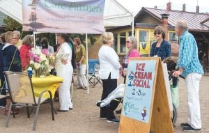 There was a great turnout for the Care Partners of Cook County inaugural ice cream social at Sydney’s Frozen Custard on Sunday, August 28. Everyone enjoyed frozen custard and socializing.