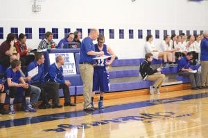 Head coach Mitch Dorr talked over a play with Colton Furlong during the game against Esko. The Vikings faced a tall order in their game against Esko. The Eskimos are ranked sixth at state in Double A, and have the nation’s tallest high school player in Adam Trapp.