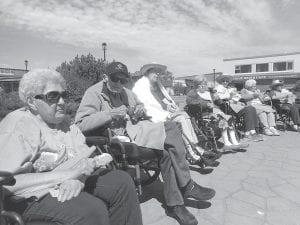 It was a gorgeous afternoon on June 19 when several seniors traveled to Harbor Park for a treat from the DQ, and to enjoy the lake and sunshine.